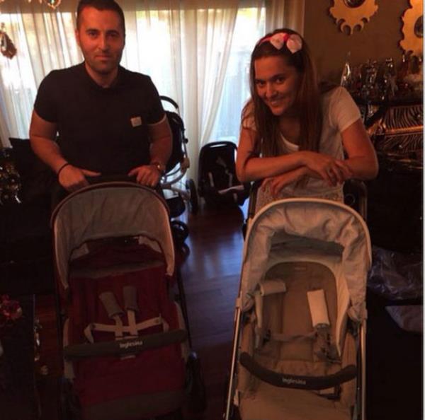 DEMET AKALIN Arabalarm gelmi yeni yine