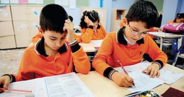 Anadili ngilizce olanlarla konuma frsatnn az olmas - ORAN: 3.45