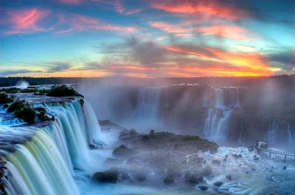 Igauzu elaleri, Arjantin - Brezilya