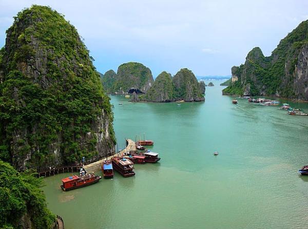 Ha Long Koyu, Vietnam