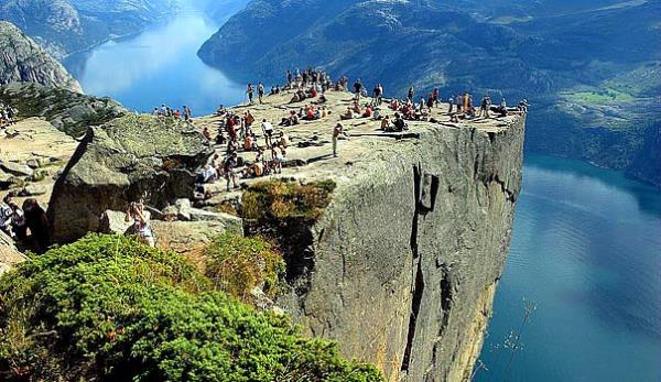Preikestolen, Norve