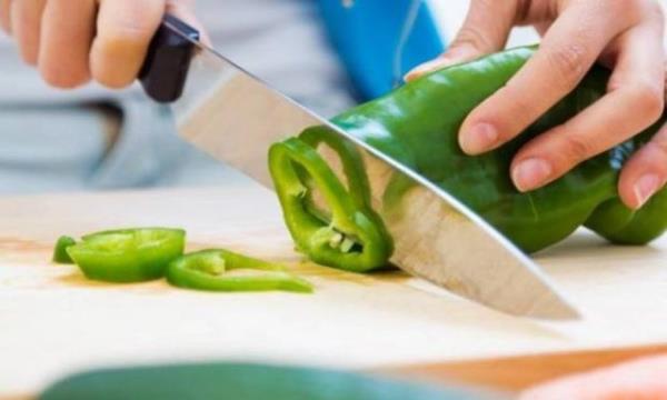 Eklem iltihaplanmas, di ve boaz arlar, romatizma, sindirim sistemi bozukluklar, souk algnl gibi rahatszlklarda faydaldr.