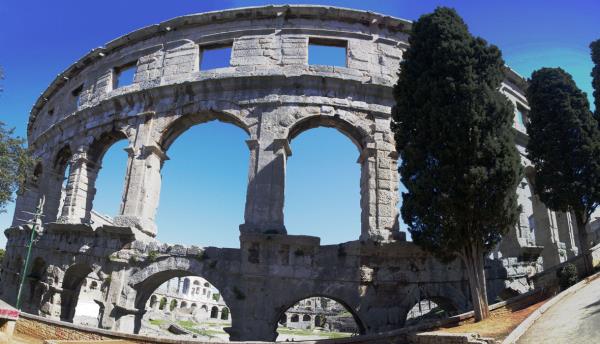 H�rvatistan, 1 Nisan'dan itibaren T�rk vatanda�lar�na vize uygulamaya ba�lad�.