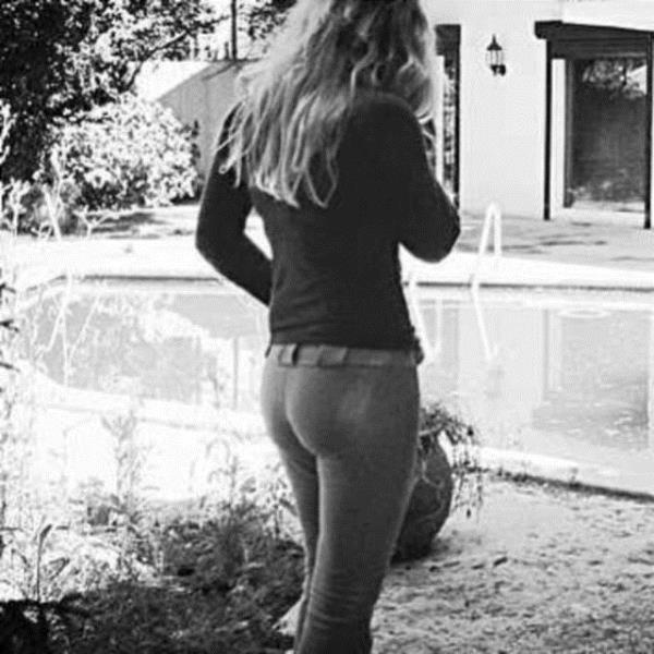 BRCK SUDEN  Eh biz de biraz Squat yapyoruz haliyle