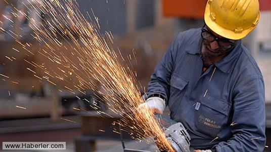 Merve'nin gnl, 18 Haziran 2013: Nihayet tatil geldi. nmde kocaman 3 ay var doya doya gezip tozacam, eleneceim, oyunlar oynayacam. Ama hepsinden nce yarn hemen annemle bana bebek yapmaya balayacaz.