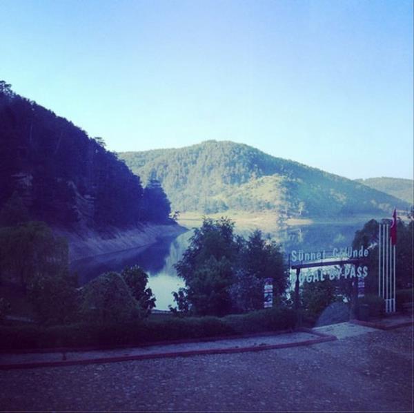 BURCU ETNKAYA ocukluumun anlar.