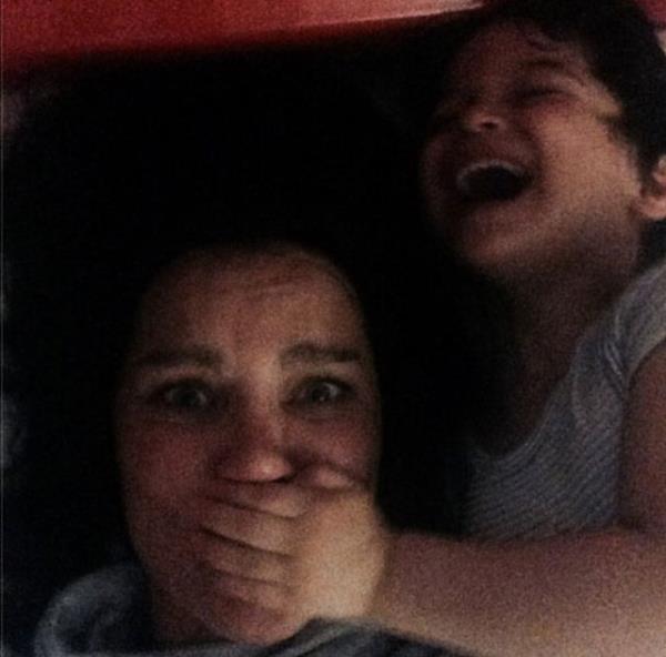 EBRU ALLI imdatttt imdatttt birisi beni kahkahalar atarak boguyorrrr