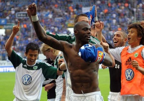 Grafite, 20 yana kadar lkesi Brezilya'da Sao Paolo'da p toplad.