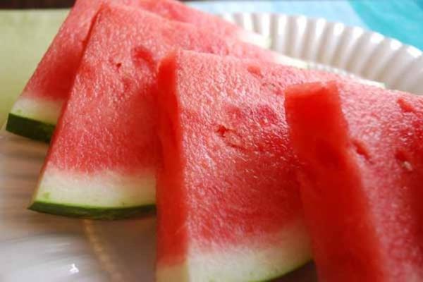 "Karpuz, sarmsak, soan, enginar (pimi), avokado, muz, kuru fasulye, siyah erik, brtlen,