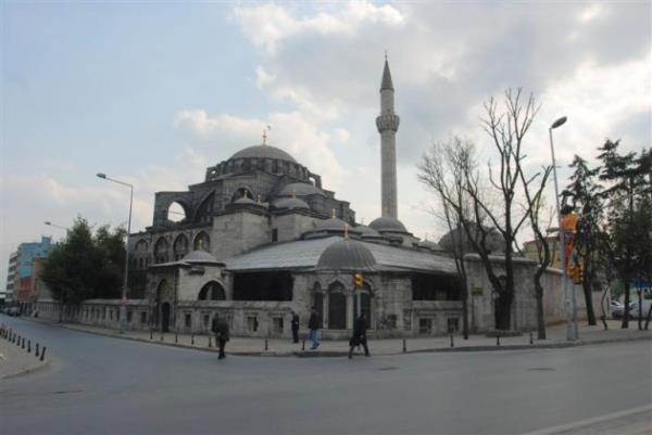 K�l�� Ali Pa�a Camii...
