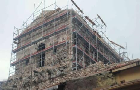 Fatih'te bulunan Tekfur Saray�'n�n restorasyonu devam ediyor...