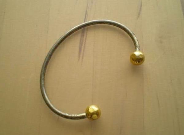 <p>31. Stres Bilezii </p>  Annesi babas kupon biriktirip bunu almayan yoktur. Hibir ie yaramad halde bu kadar ok satlan tek rn olabilir. Bir nevi imdinin "denge bileklii" gibi bir ey.