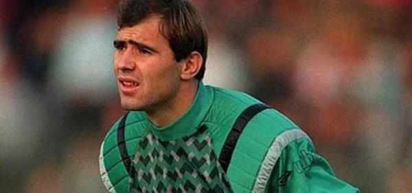 32. Ve... Yapma Hayrettin...daha kadrolar saymadm   <p>Unutulur mu bu yakar!</p>