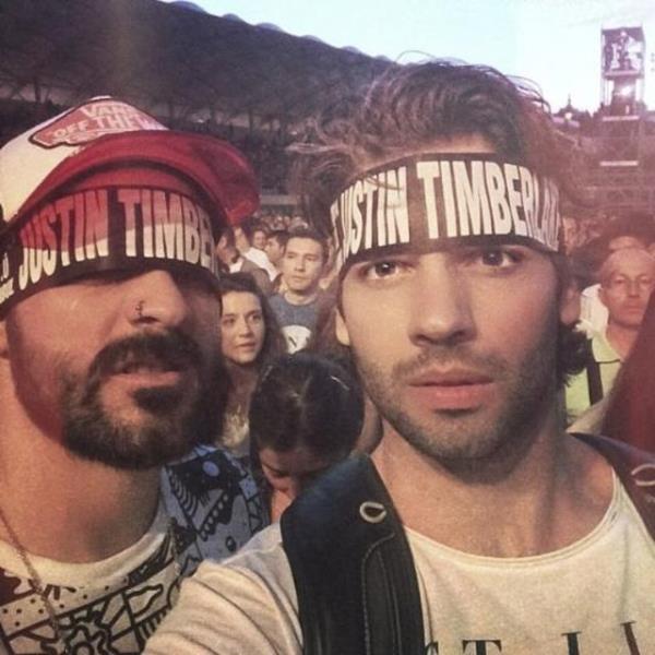 KR ZYILDIZ Justin Timberlake'in askerleriyiz