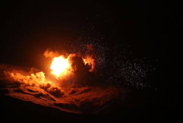 Her y�l oldu�u gibi bu y�l da 5 May�s - 5 Haziran aras�nda ger�ekle�tirilen Efes - 2014 M��terek Fiili At��l� Tatbikat�'n�n se�kin g�zlemci g�n�n�n gece b�l�m� saat 20.00 ile 22.20 saatlerinde ger�ekle�tirildi.