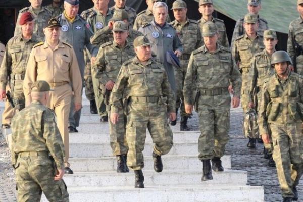 TSK envanterine 2010 y�l�nda giren seyyar sahra hastanesi, ilk kez �zmir'in Seferihisar il�esi Do�anbey mevkiinde icra edilecek EFES-2014 M��terek Fiili At��l� Tatbikat�'nda araziye 44 saatte kuruldu.