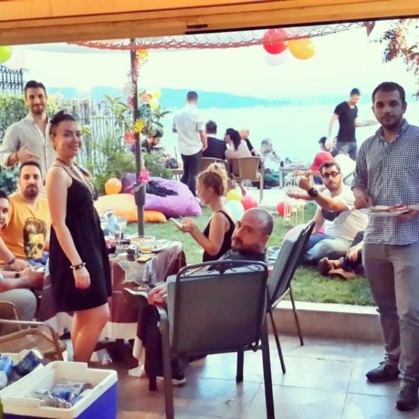 MET�N AROLAT D�nk� s�prizcilerden baz�lar�:))