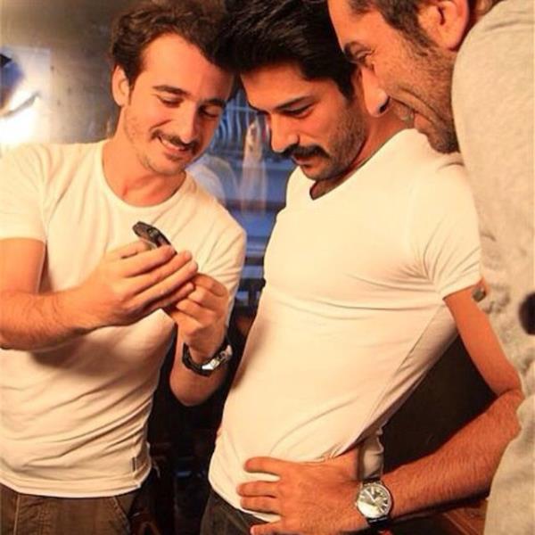 BURAK �Z��V�T