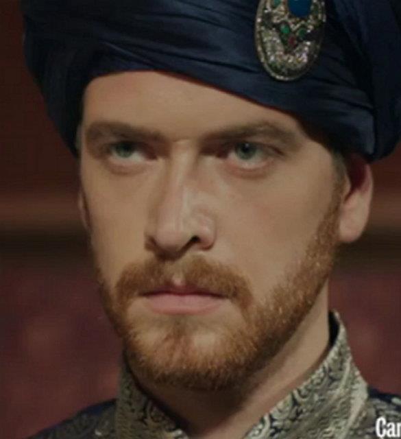 ehzade Selim (II. Selim) 1574'te 50 yandayken gs boluunda meydana gelen kanama yznden ld. ddialara gre bir hamamda dp, yaralanmt. Ayasofya'daki trbesine gmlmtr.