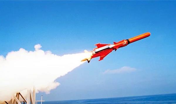 <p><b>21. Kazayla bir fzeyi kendine doru ateleyerek lmek</b></p>  HMS Trinidad sava gemisi