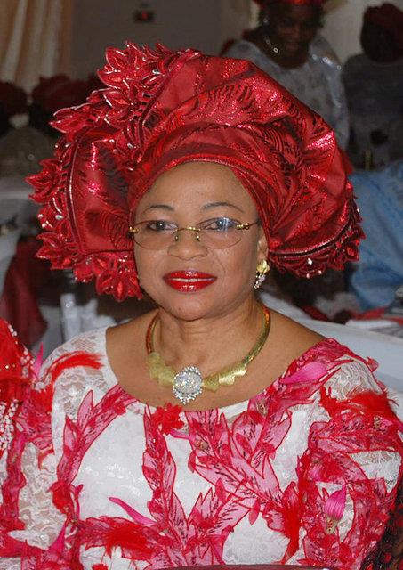 96) Folorunsho Alakija Grevi: kadn Ya: 63 lkesi: Nijerya