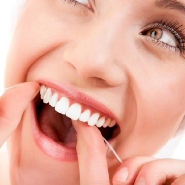 Di� ipi sayesinde f�r�an�n ��karamad��� yerlerdeki bakteri ve yemek art�klar�n� s�kebilirsiniz. �zellikle di� g�vdeleri aras�ndaki dar b�lgelerde biriken yemek art�klar� h�zl� bakteri �o�almas�na neden olabilir.