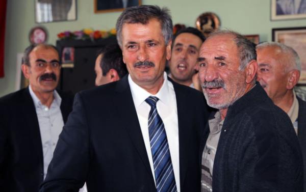 AK Parti'nin kazand��� se�imler MHP'nin itiraz� �zerine iptal edilmi�ti.