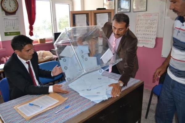 MHP'nin itiraz� �zerine se�imlerin yenilenmesine karar verilmi�ti.