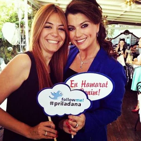 A�ELYA AKKOYUN  Harika bir sohbet payla�t�k. iyi ki vars�n�z