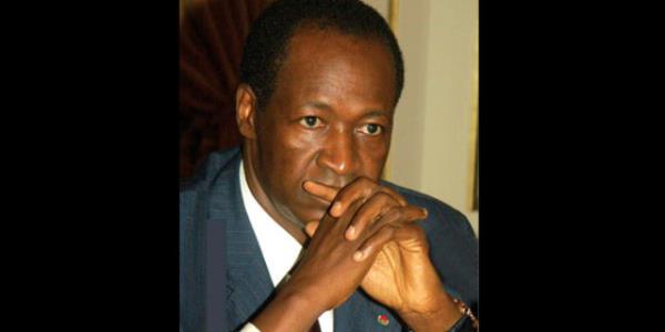 <p><b>Blaise Compaore</b></p>    1987 ylnda ynettii bir darbe ile Afrika'nn Che Guevara's olarak bilinen Cumhurbakan Thomas Sankara'nn yerine geti. ktidardaki siyasi parti olan Demokrasi ve lerleme Kongresi'nin kurucusu olan Compaore, selefi Thomas Sankara'nn ldrld 1987'deki darbeden bu yana Burkina Faso Cumhurbakan'dr.