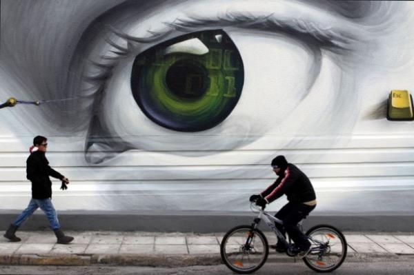 Yunanistan'n bakenti Atina'da olduka yaygn olan grafiti sanat ehre ayr bir hava kazandryor.