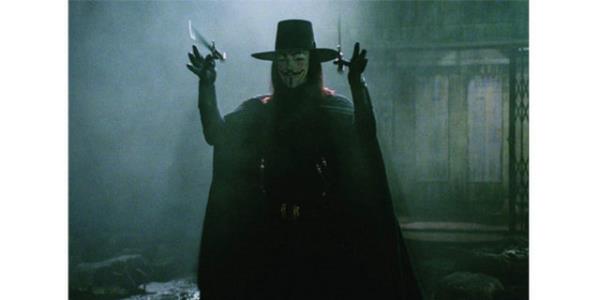 "Ve sen b�t�n al�akl���n� ortaya ��kard�n ve yine sen kutsall��� kullanarak eziyet ettin. Aziz k�l���na girerek �eytan�n rol�n� �stlendin.( Piskopos: L�tfen merhamet et!)Bu gece olmaz, piskopos bu gece olmaz."