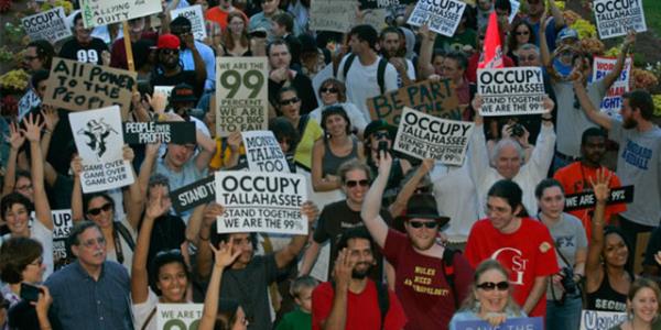 �zellikle son y�llardaki ��gal Et (Occupy) hareketlerinde maskelere yo�un ilgi vard�...