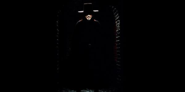 "Binalar sembold�r, yok etmenin bir sembol�. Sembollere insanlar g�� verir, tek ba��na semboller anlams�zd�r, ama yeterli say�da insanla, binalar�(sembolleri) havaya u�urmak d�nyay� de�i�tirir."