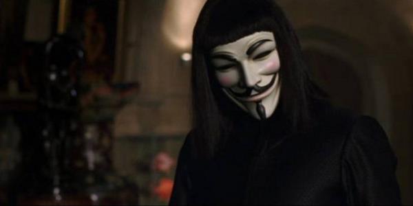 "Kimli�imi ve ne oldu�umu ba�ar�yla gizlemem sadece amac�ma hizmet etmek i�indir..."