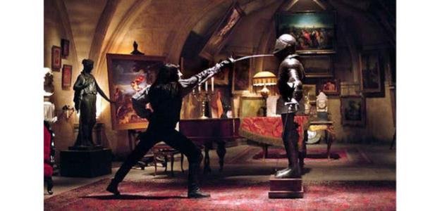 "Cahilliklerini �rtmek i�in fazla konu�mak ve bilgili gibi g�z�kmek isteyenlerin yapt��� tek �ey sa�mal�kt�r."