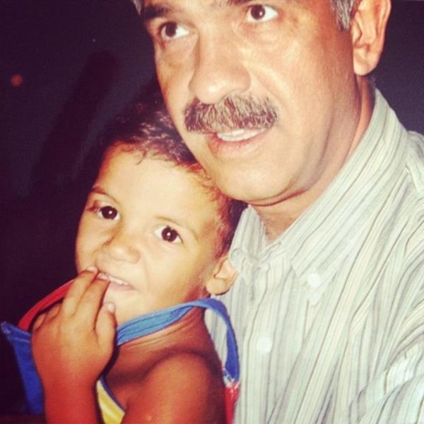 IIN KARACA  <br>Bugn ben bu gzel anlarla uyandm.. Babam gideli 2 sene geti, oluum</br>