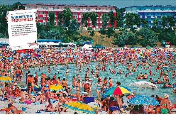 <p>20. Pedofil nerede?</p>  ocuk tacizlerine ve istismarna ynelik sosyal kampanya. "Where is Waldo?" oyunundan esinlenilmi.