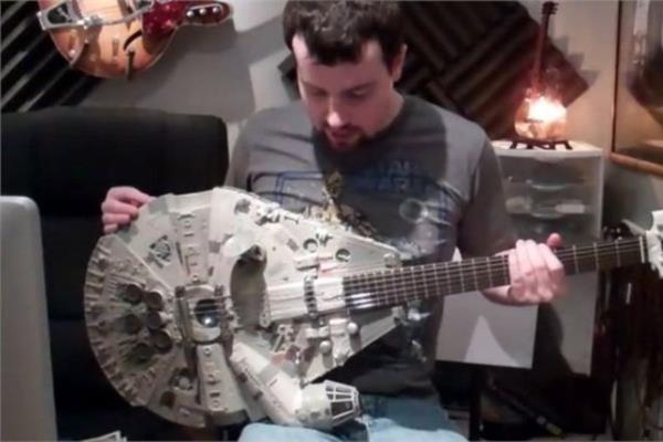 Falcon gitar   <p>5 bin dolarn zerinde</p>