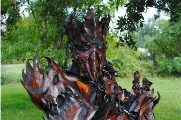 Dragon sava formas   <p>4 bin dolar.</p>