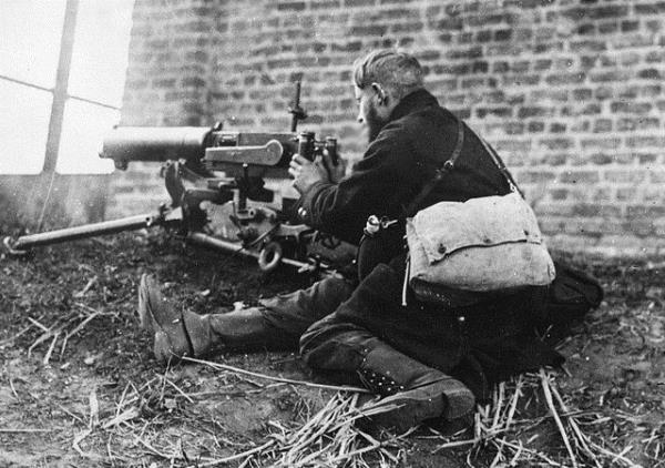 9. Belikal bir asker