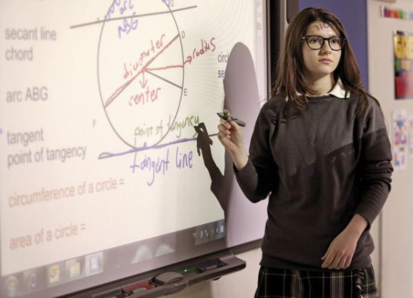 <p><b>skdar Amerikan Lisesi</b></p>  <br> Kontenjan: 168 </br>  <br>Pein cret: 43.267 TL </br>  <br>Taksitli cret: 45.033 TL (10)</br>