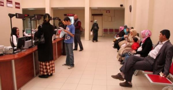 <p><b>FYATLAR SGORTASIZLARA</b></p>  Bakanlk, bu fiyatlar sigortasz hastalara ve yurtdndan gelecek salk turizmi kapsamndaki hastalara uygulayacak.