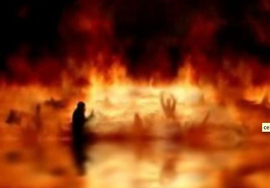 Bunlar, u kadnlardr ki; Yzlerini ve salarn rtmeyip erkeklere gsterirler. Kocalarndan bakasna zinetlerini aarlar. Kocalarna eza ve cefa ederler.