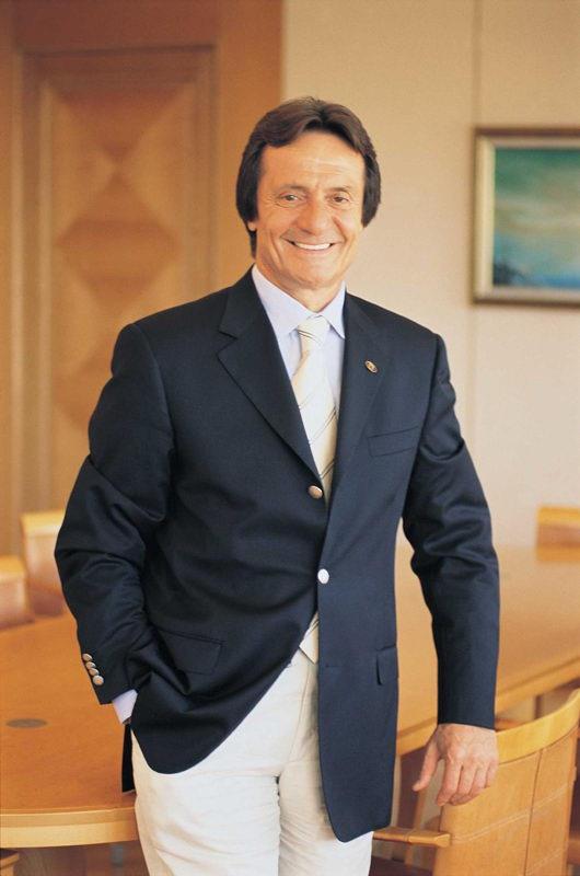 <br><b>Ahmet Nazif Zorlu</b></br>  7.298 bin TL (2013)