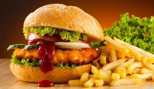 Modern 21. Yzyl insannn telal hayat tarz salmz asndan pek de kolay deil. Her lkenin yemek piirmekle ilgili kendi alkanlklar ve her kltrn farkl bir damak zevki var. Her gn, salmza biz farkna bile varmadan zarar veren zararl maddeler ieren yiyecekler tketiriz. Bazlar ak bir tehlike olarak grldnden baz lkeler bunlar yasaklama karar ald.