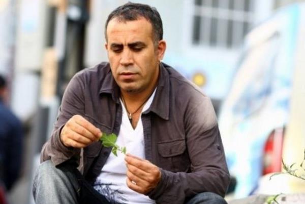 Karadeniz Teknik niversitesi Orman Mhendislii, Ankara niversitesi Kastamonu Meslek Yksek Okulu Bilgisayar Programcl, Orta Dou Teknik niversitesi Fizik Blm ve Ankara niversitesi Muhasebe blmnde ksa zamanlar rencilik yapt