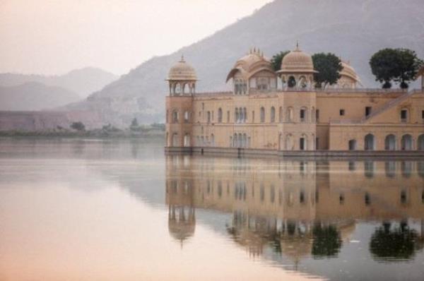 6- Hindistan  <br>Milyarder says: 103</br>