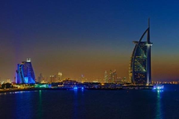 14- Birleik Arap Emirlikleri  <br>Milyarderlerin toplam serveti (2013): 45 milyar dolar</br>
