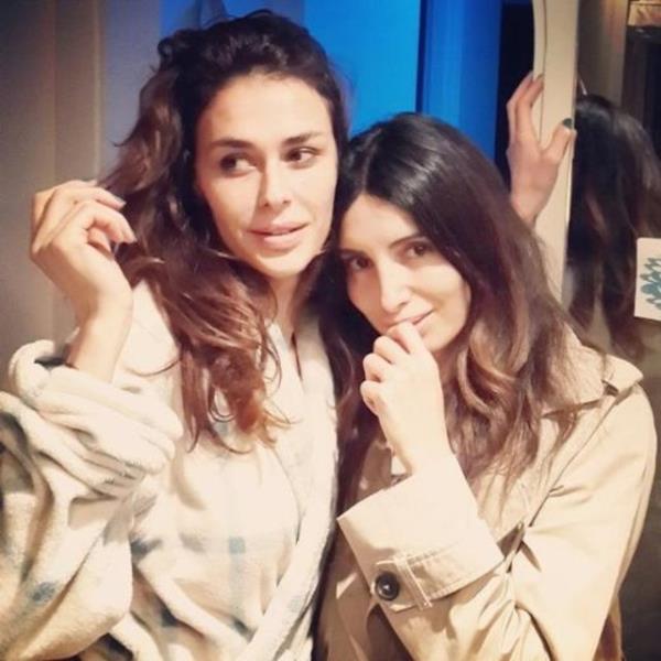 BAAK SAYAN  <br>Evde pijamalarla birbirimize yasanm, korkun hikayeler anlattmz eski arkadalarmz candr..</br>